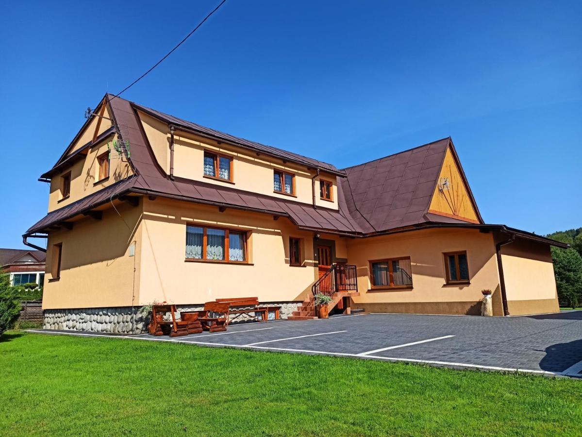 Apartamento Brzoskwiniowy Dom Banska Nizna Exterior foto